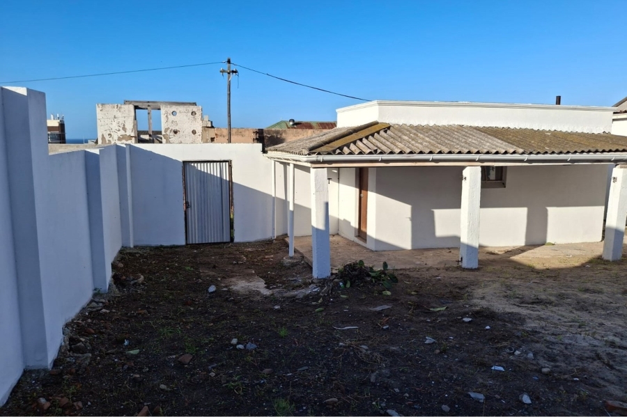 4 Bedroom Property for Sale in North End Eastern Cape